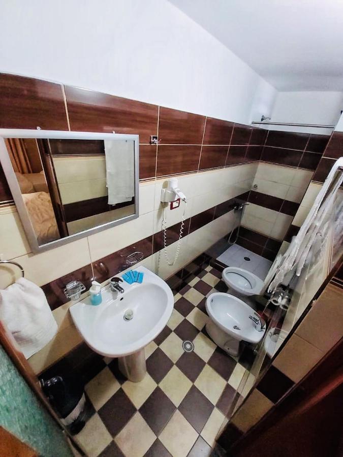 Hotel Bojko Vlore Ngoại thất bức ảnh
